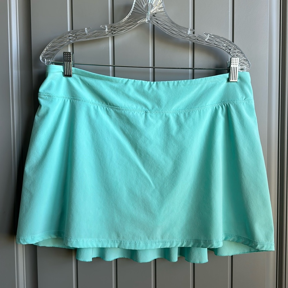 Mint green athletic skort, golf, pickleball